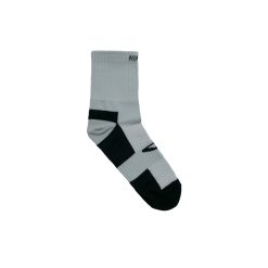Nichirin socks quarter abu hitam